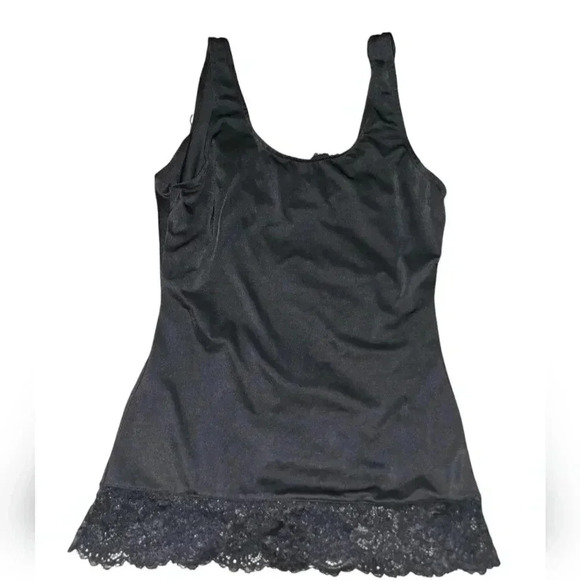 Womens FIT, size medium, black tank shapewear,  excellent condition!!! - Picture 2 of 3